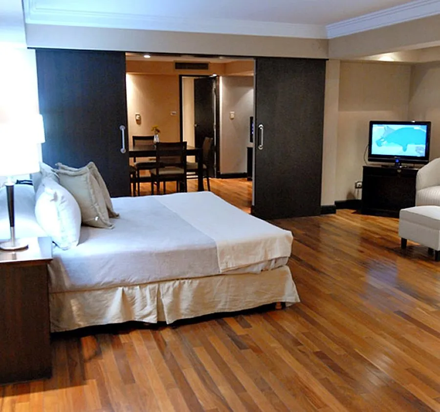 Hotel Premium Tower Suites Mendoza