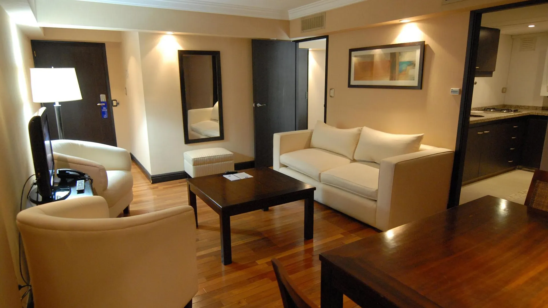 Apartahotel Premium Tower Suites Mendoza
