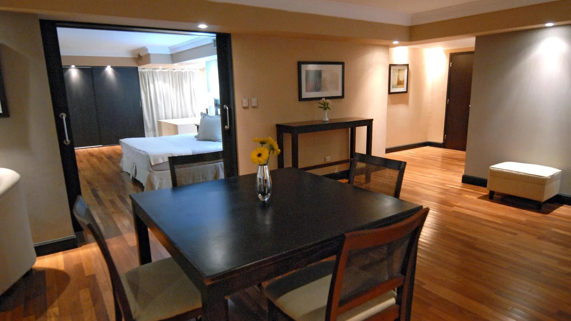 Premium Tower Suites Mendoza