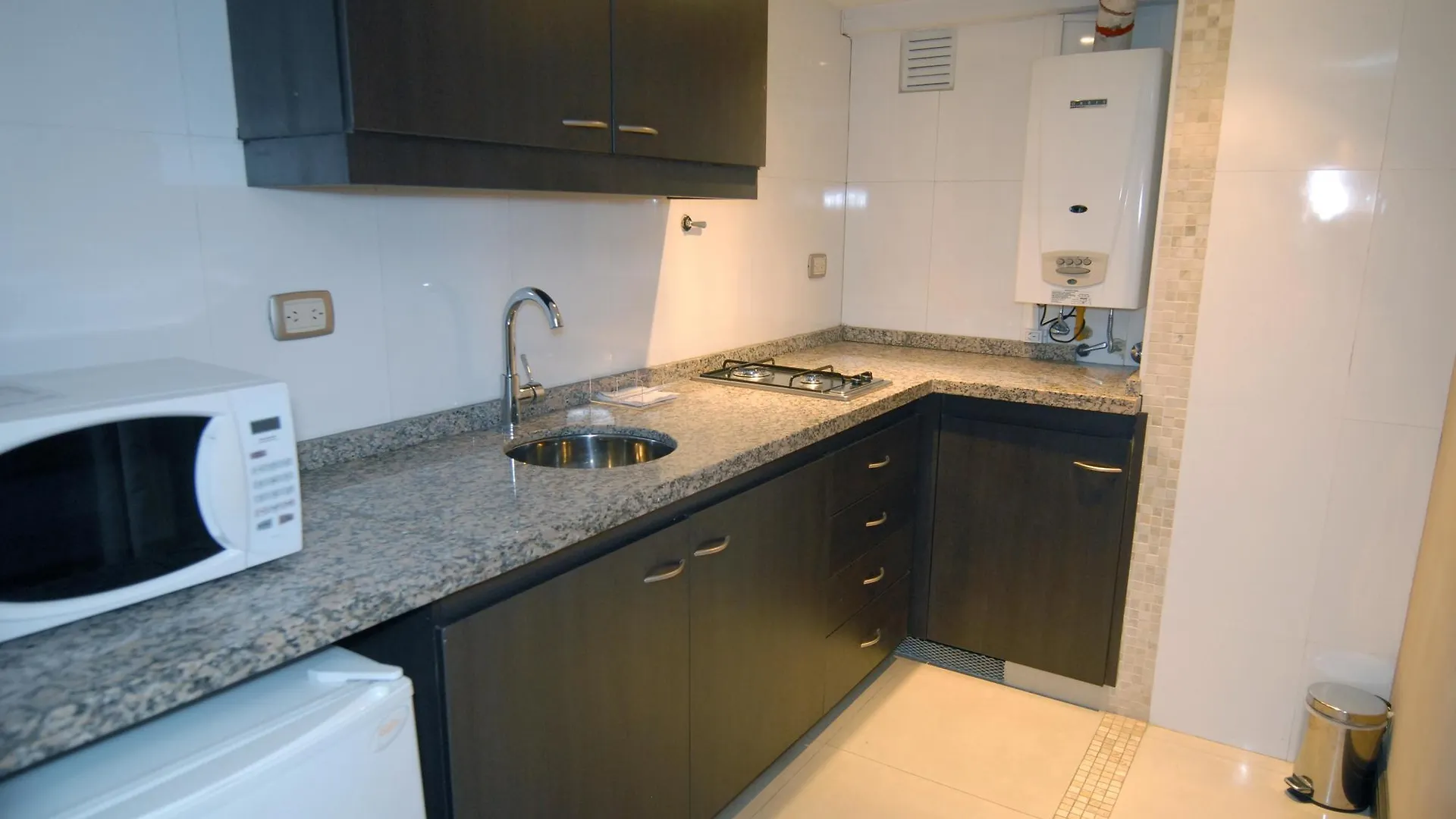 Aparthotel Premium Tower Suites Mendoza