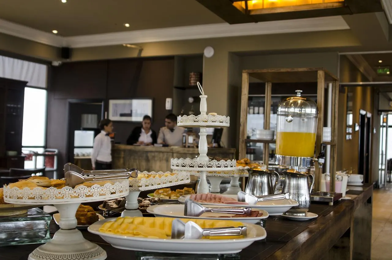Premium Tower Suites Mendoza 3*,